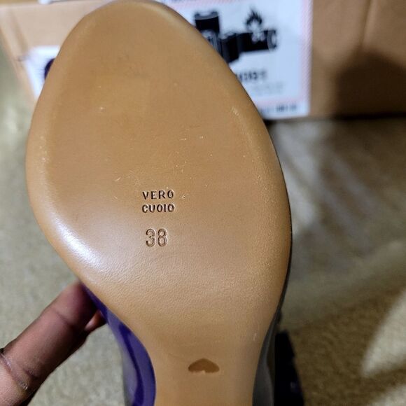 Moschino - Picture 6 of 6